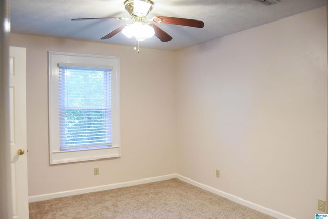 1564 PEACEBURG LANE, Weaver, AL 36277