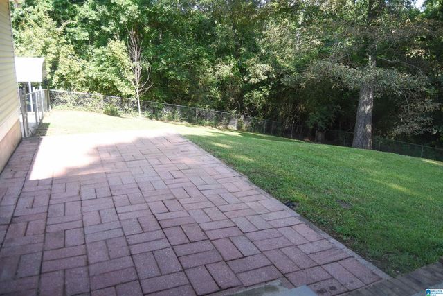 1564 PEACEBURG LANE, Weaver, AL 36277