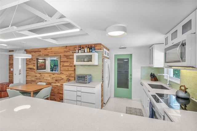 2560 SUNNYSIDE STREET, Sarasota, FL 34239