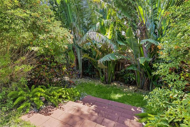 2560 SUNNYSIDE STREET, Sarasota, FL 34239
