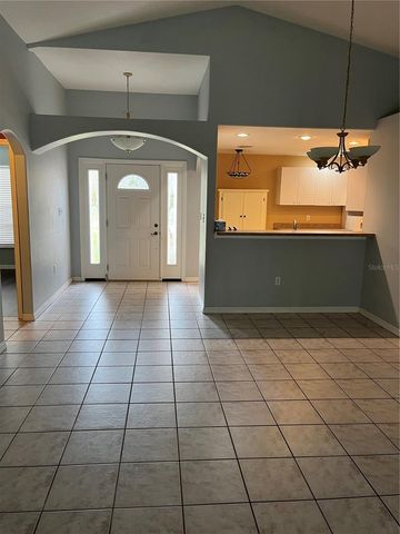 3315 W MARCUM STREET, Tampa, FL 33611