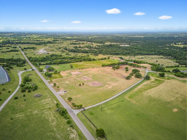 2695 Old Decatur Road, Decatur, TX 76234