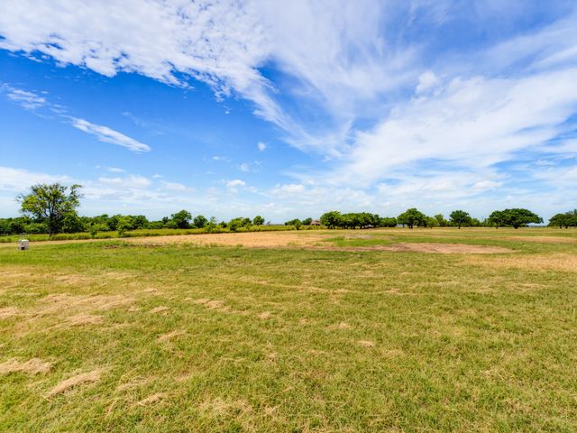 2695 Old Decatur Road, Decatur, TX 76234