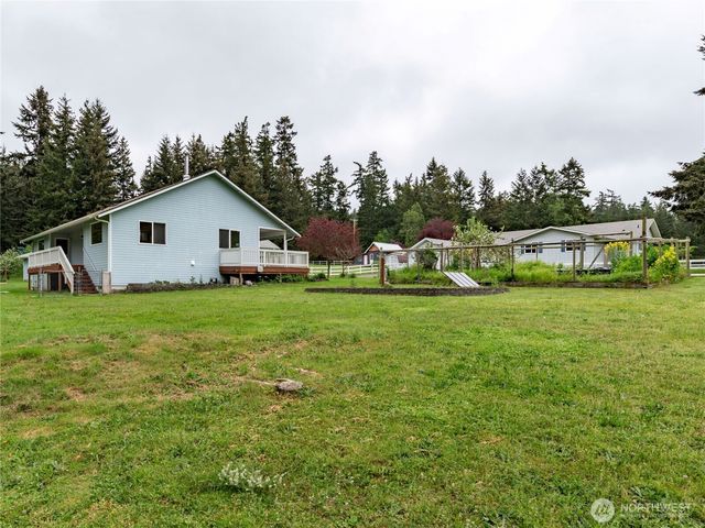 5293 Bounty Loop, Freeland, WA 98249