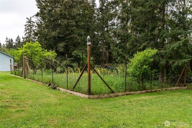 5293 Bounty Loop, Freeland, WA 98249