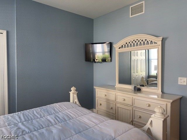 11848 Bayport LN 2002, Fort Myers, FL 33908
