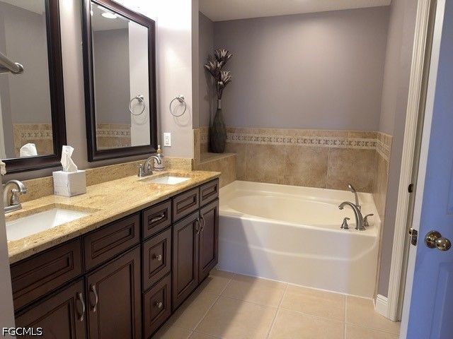 11848 Bayport LN 2002, Fort Myers, FL 33908