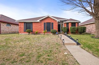 2831 Saint Johns Avenue, Lancaster, TX 75146