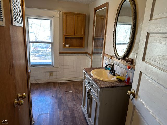 2905 N Sherman Drive, Indianapolis, IN 46218