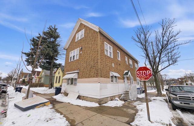 1541 S Union STREET, Milwaukee, WI 53204