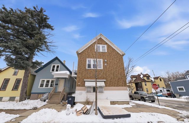 1541 S Union STREET, Milwaukee, WI 53204