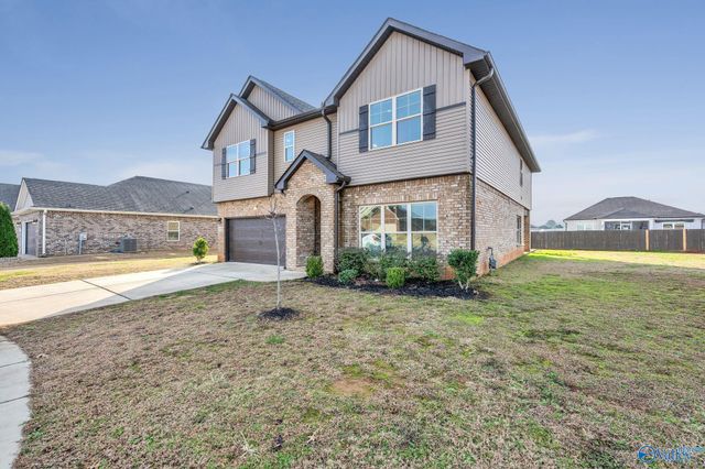 115 Pointe Haven Court, Huntsville, AL 35824