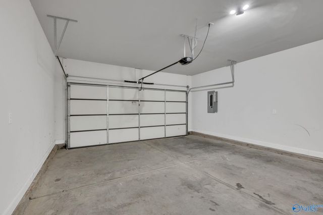 115 Pointe Haven Court, Huntsville, AL 35824