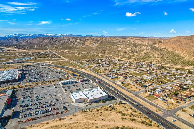 6511 Avalon Avenue, Yucca Valley, CA 92284