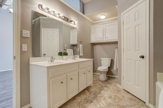 1008 Primrose Avenue, Lubbock, TX 79416