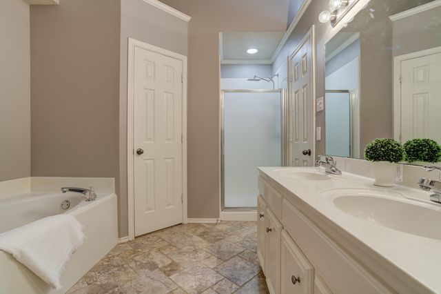 1008 Primrose Avenue, Lubbock, TX 79416