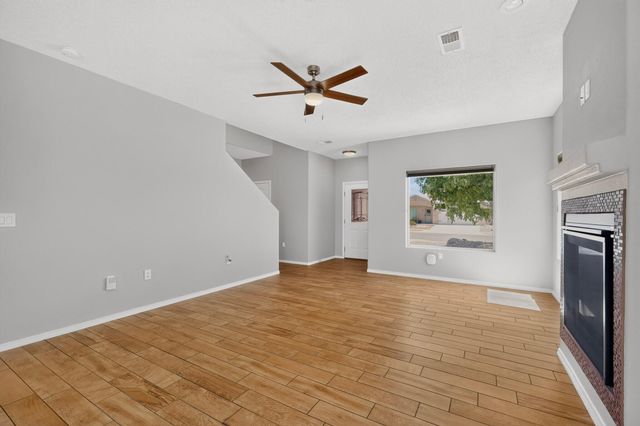 840 FIREWHEEL Loop SW, Los Lunas, NM 87031