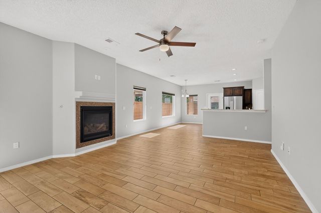 840 FIREWHEEL Loop SW, Los Lunas, NM 87031