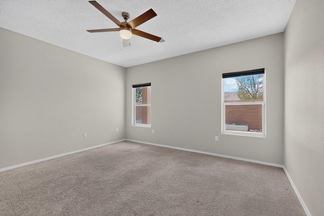 840 FIREWHEEL Loop SW, Los Lunas, NM 87031