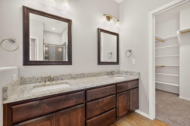 840 FIREWHEEL Loop SW, Los Lunas, NM 87031