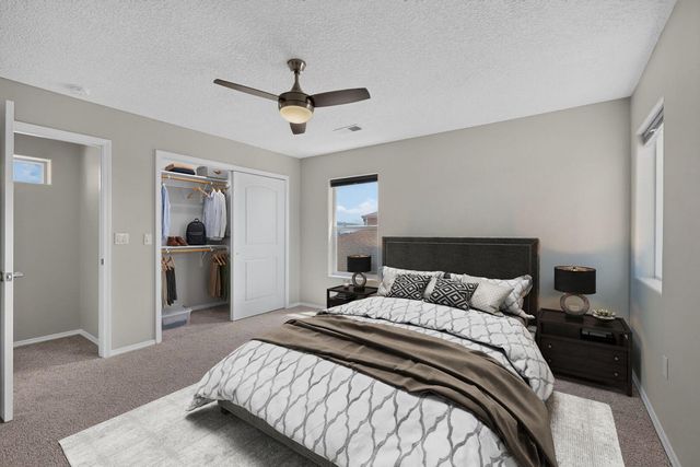 840 FIREWHEEL Loop SW, Los Lunas, NM 87031