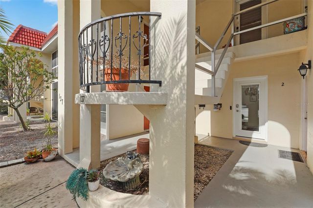 137 AVENIDA MESSINA 2, Sarasota, FL 34242
