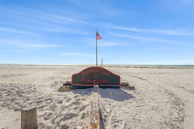 137 AVENIDA MESSINA 2, Sarasota, FL 34242