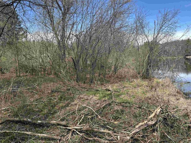 E1881 LAKE SHORE DRIVE, Iola, WI 54945