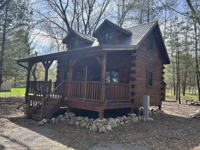 E1881 LAKE SHORE DRIVE, Iola, WI 54945