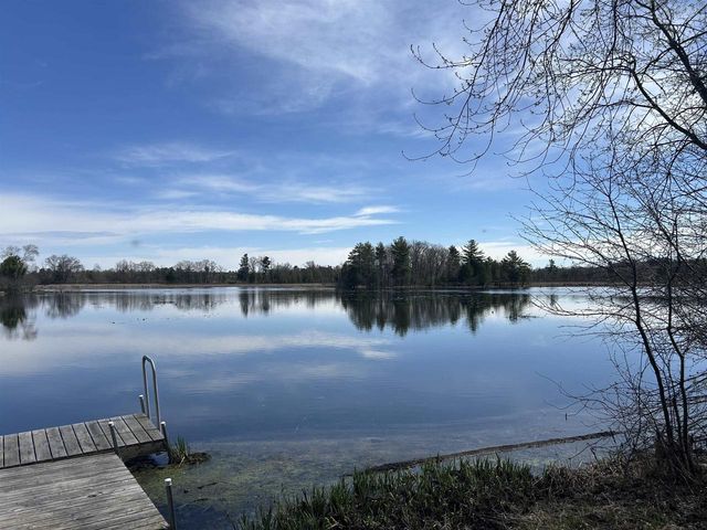 E1881 LAKE SHORE DRIVE, Iola, WI 54945