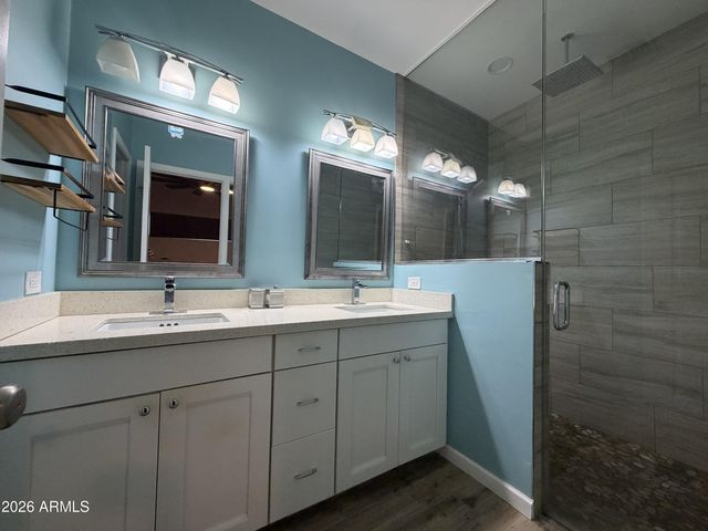 2514 E FAIRMOUNT Avenue, Phoenix, AZ 85016