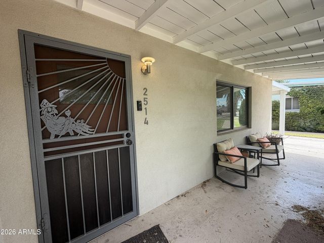 2514 E FAIRMOUNT Avenue, Phoenix, AZ 85016