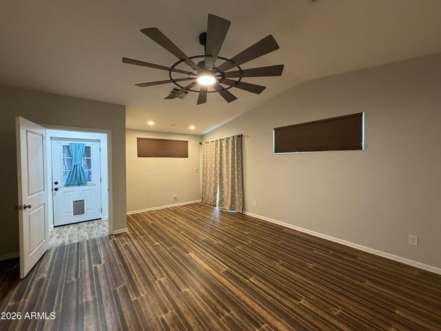 2514 E FAIRMOUNT Avenue, Phoenix, AZ 85016