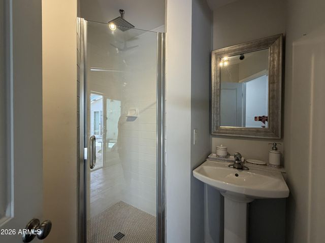 2514 E FAIRMOUNT Avenue, Phoenix, AZ 85016