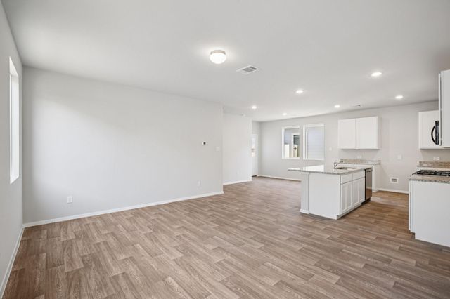 407 Hickory Hills Drive, Pattison, TX 77423
