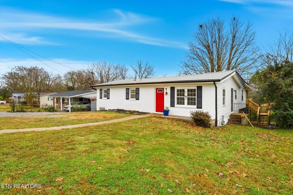 425 Cumberland Ave, Athens, TN 37303