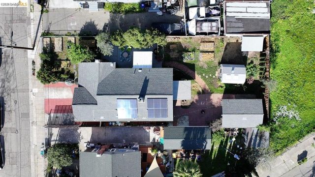 3734 McClelland St, Oakland, CA 94619