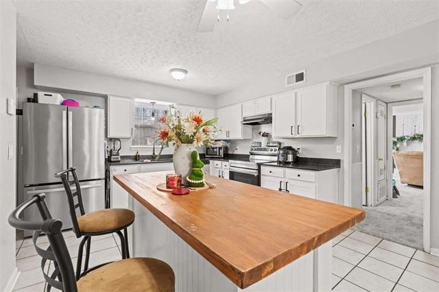 109 Treeside Drive, Rome, GA 30165