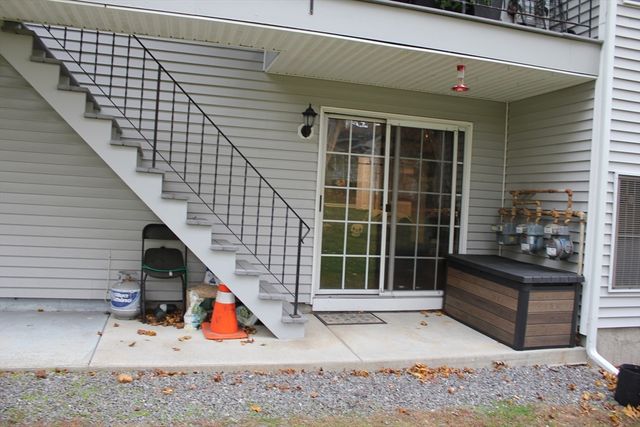 155 Lafond Ln 32, Dracut, MA 01826