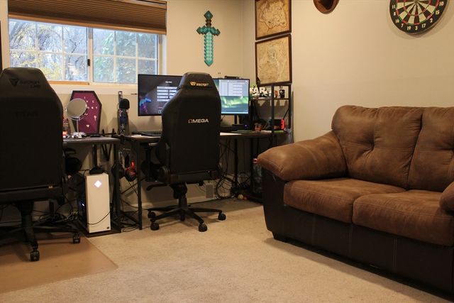 155 Lafond Ln 32, Dracut, MA 01826