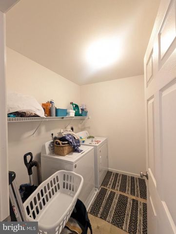 9 W IMPERIAL DR, Aspers, PA 17304