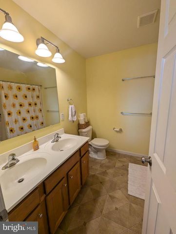 9 W IMPERIAL DR, Aspers, PA 17304