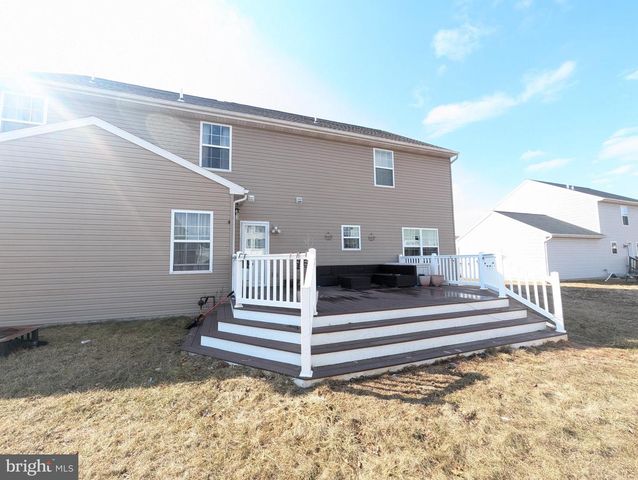 9 W IMPERIAL DR, Aspers, PA 17304