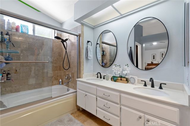 36297 Provence Drive, Murrieta, CA 92562