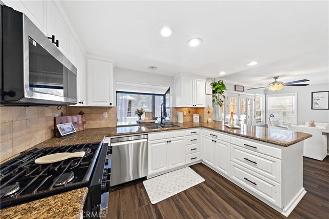 36297 Provence Drive, Murrieta, CA 92562