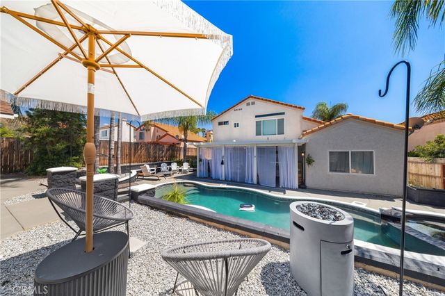 36297 Provence Drive, Murrieta, CA 92562