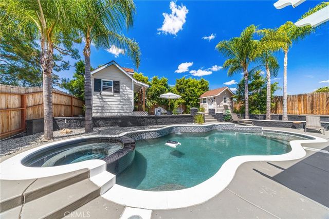 36297 Provence Drive, Murrieta, CA 92562