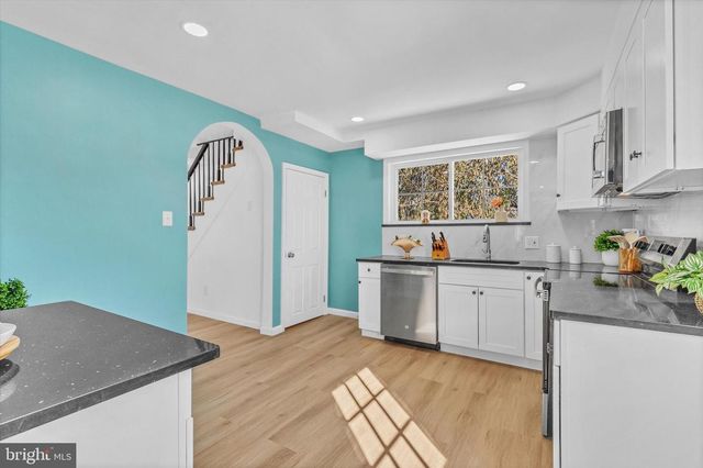 967 W MAIN ST, Coatesville, PA 19320