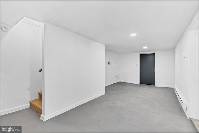 967 W MAIN ST, Coatesville, PA 19320