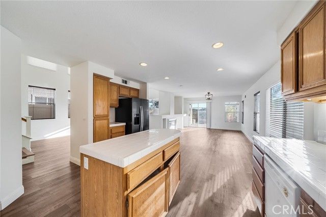 28 Homestead Dr, Laguna Hills, CA 92679